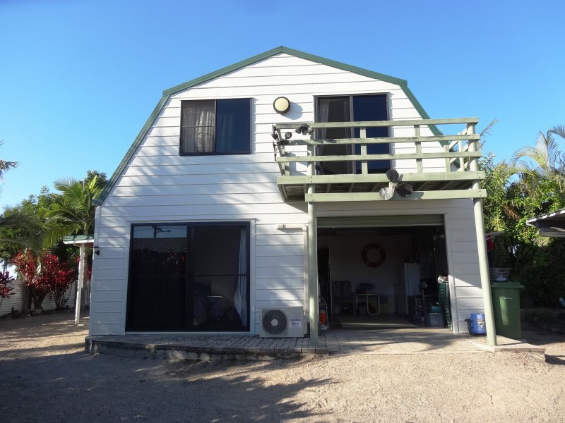 6 Baxter Avenue, Bowen QLD 4805