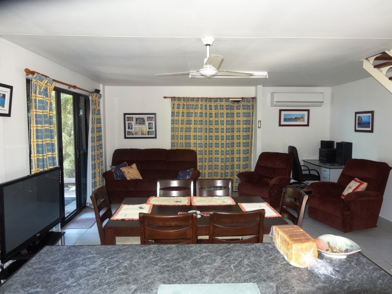 6 Baxter Avenue, Bowen QLD 4805