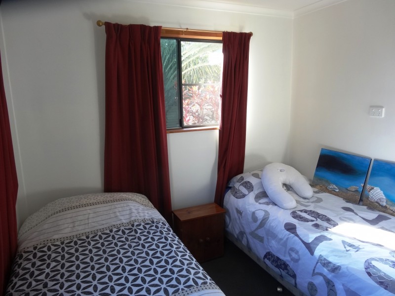 6 Baxter Avenue, Bowen QLD 4805