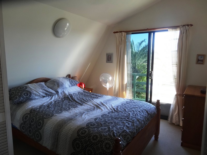 6 Baxter Avenue, Bowen QLD 4805