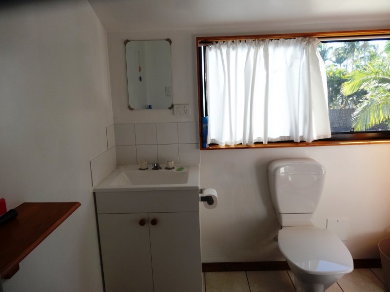 6 Baxter Avenue, Bowen QLD 4805