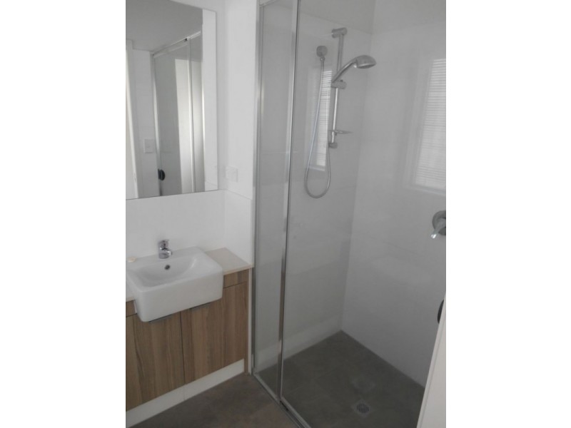 5/10 Williams Street, Bowen QLD 4805