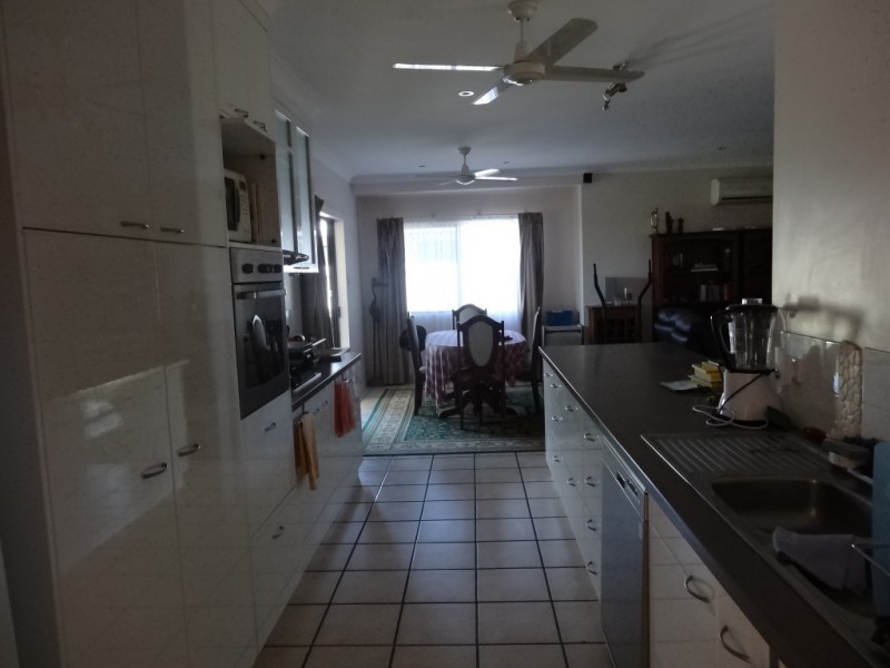 11 Kirkpatrick Court, Bowen QLD 4805