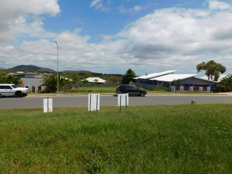 6 Sunshine Court, Bowen QLD 4805