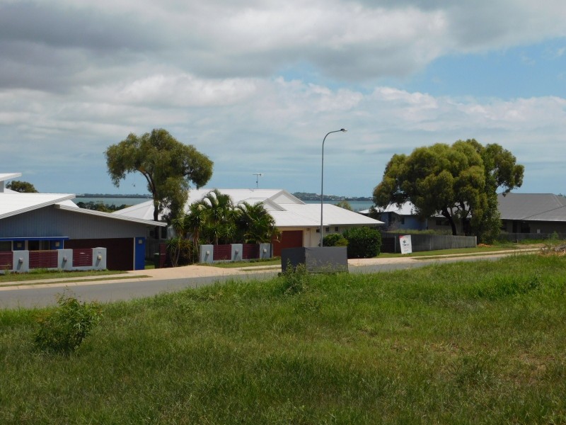 6 Sunshine Court, Bowen QLD 4805