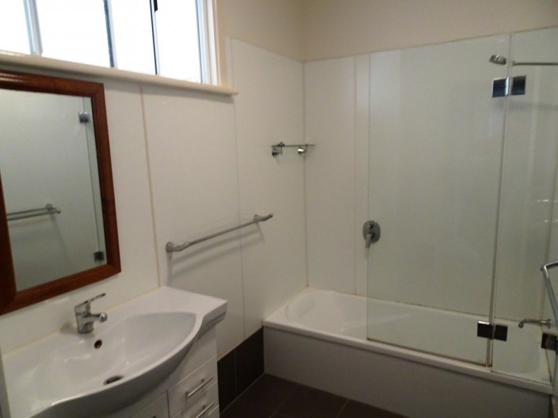 77 Tollington Road, Bowen QLD 4805