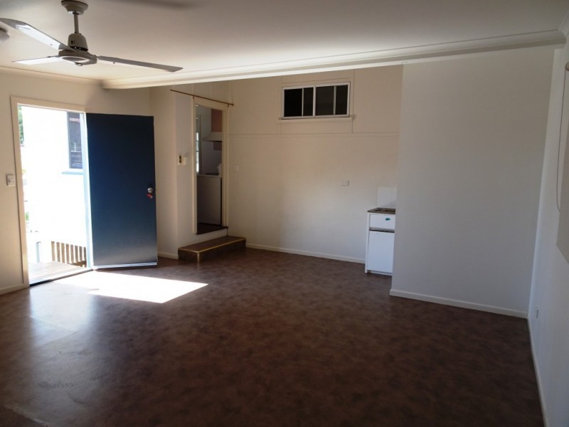 77 Tollington Road, Bowen QLD 4805