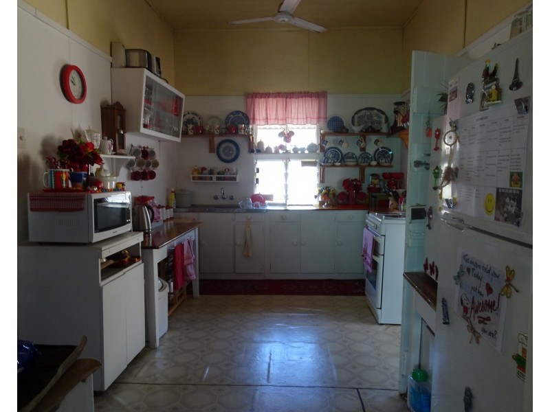 26 Gordon Street, Bowen QLD 4805