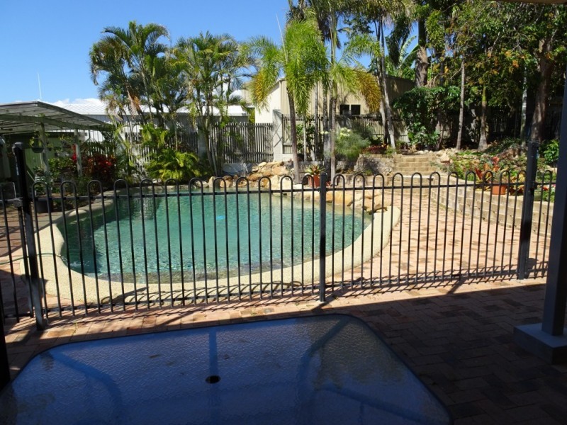 17 Banksia Street, Bowen QLD 4805