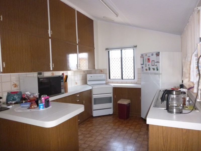 113 Powell Street, Bowen QLD 4805