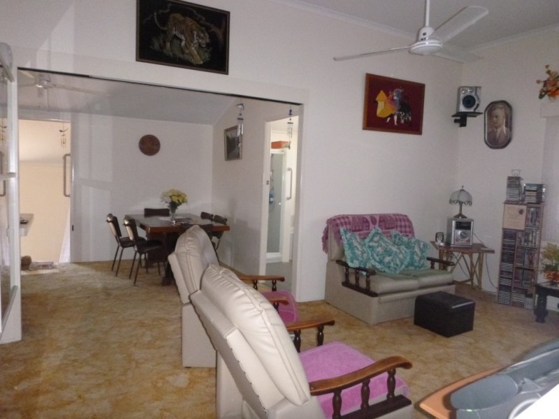 113 Powell Street, Bowen QLD 4805
