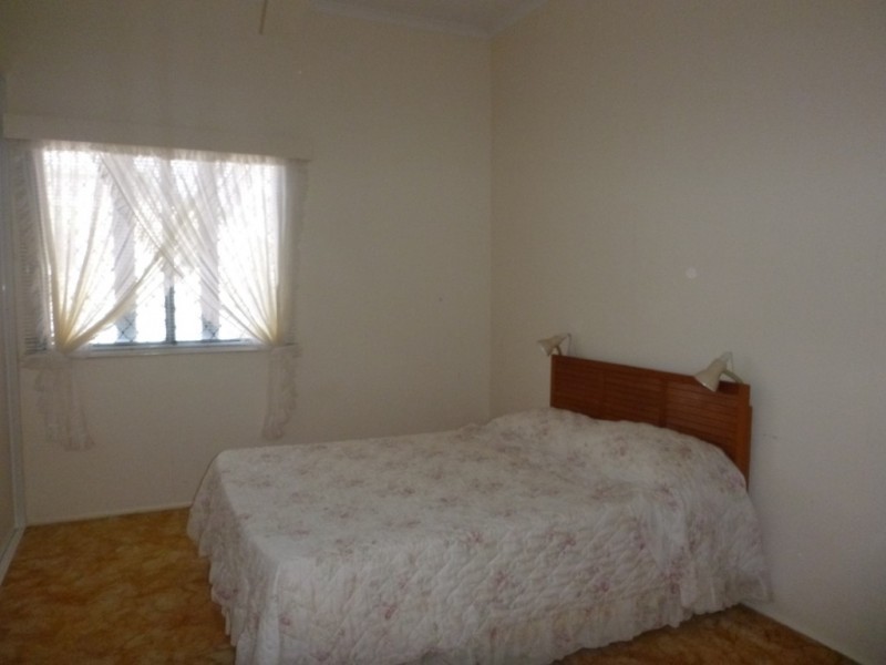 113 Powell Street, Bowen QLD 4805