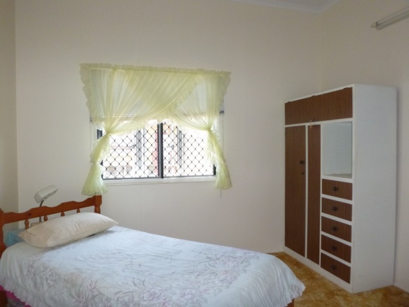 113 Powell Street, Bowen QLD 4805