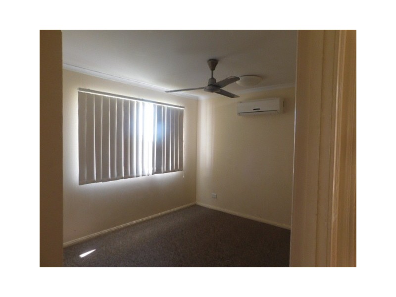 4 Allan Place, Bowen QLD 4805
