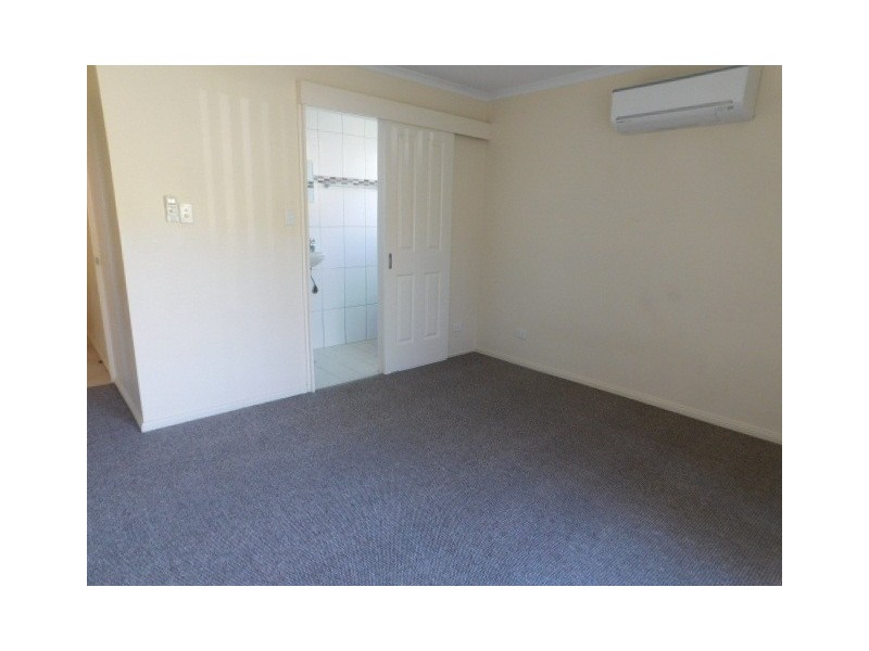 4 Allan Place, Bowen QLD 4805