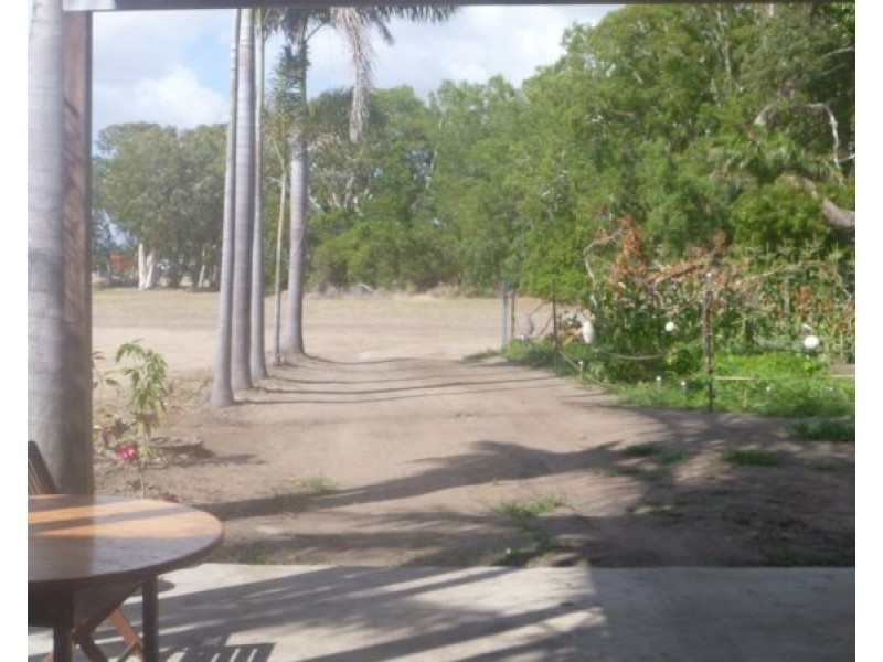 69 Tollington Road, Bowen QLD 4805
