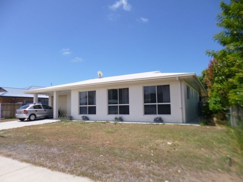11 Hillview Place, Bowen QLD 4805