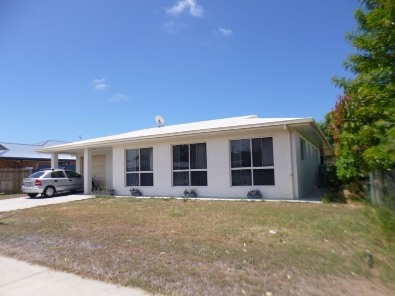11 Hillview Place, Bowen QLD 4805