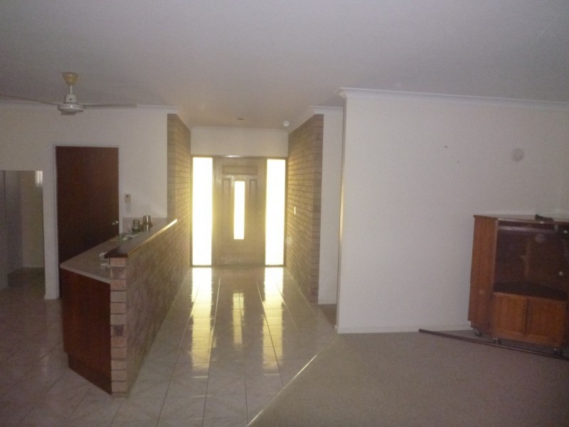 132 Hillview Road, Bowen QLD 4805