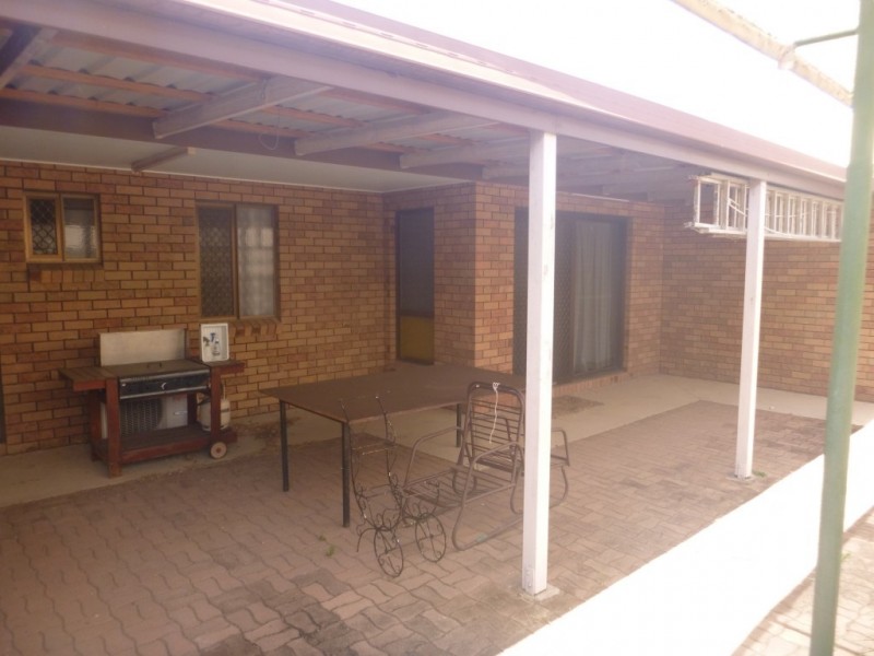 132 Hillview Road, Bowen QLD 4805