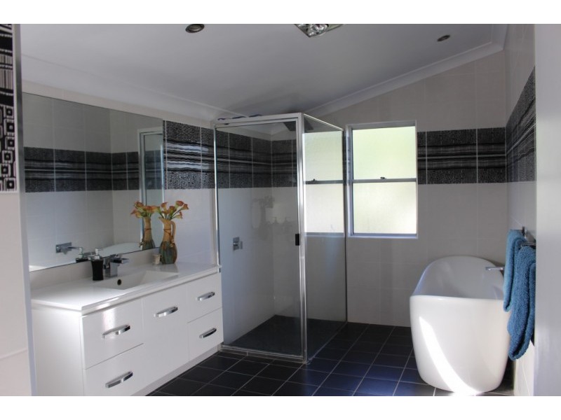 24 Sinclair Street, Bowen QLD 4805