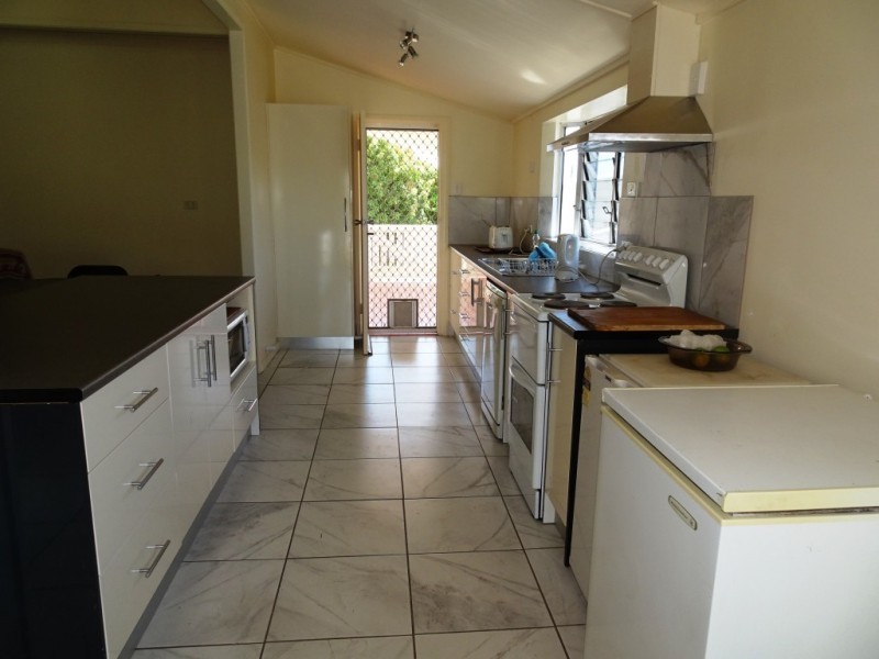 108 Gregory Street, Bowen QLD 4805