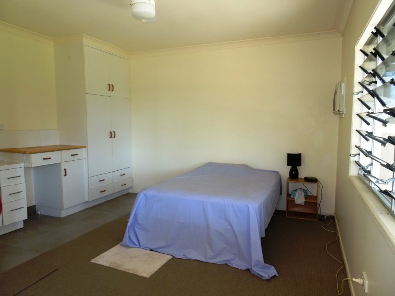 108 Gregory Street, Bowen QLD 4805