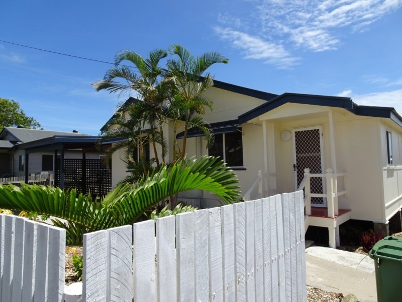 108 Gregory Street, Bowen QLD 4805