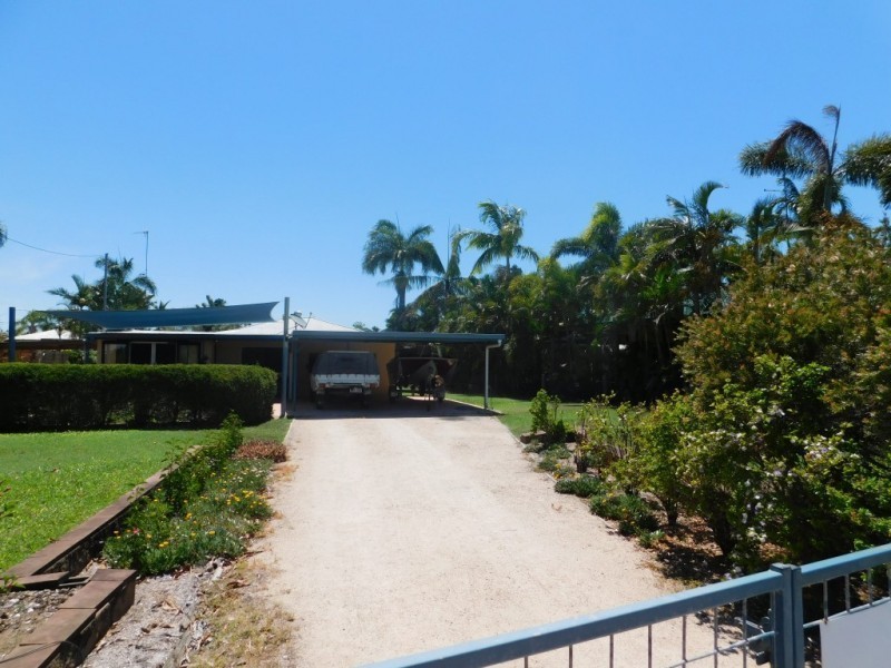 17 Field Street, Bowen QLD 4805