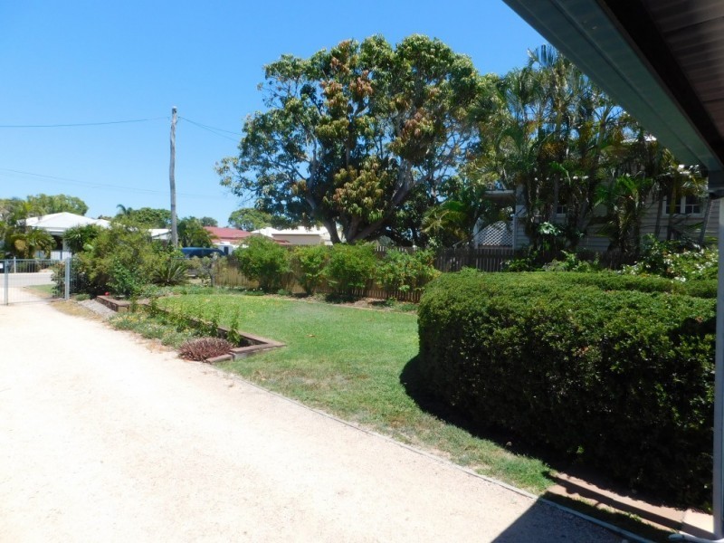 17 Field Street, Bowen QLD 4805