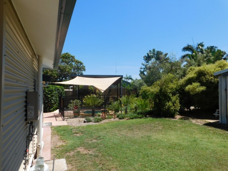 17 Field Street, Bowen QLD 4805