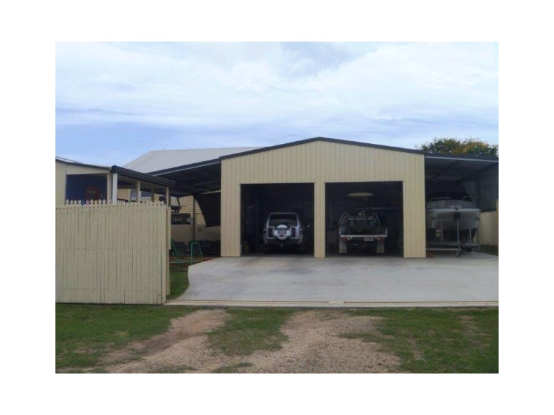 20 West Street, Bowen QLD 4805