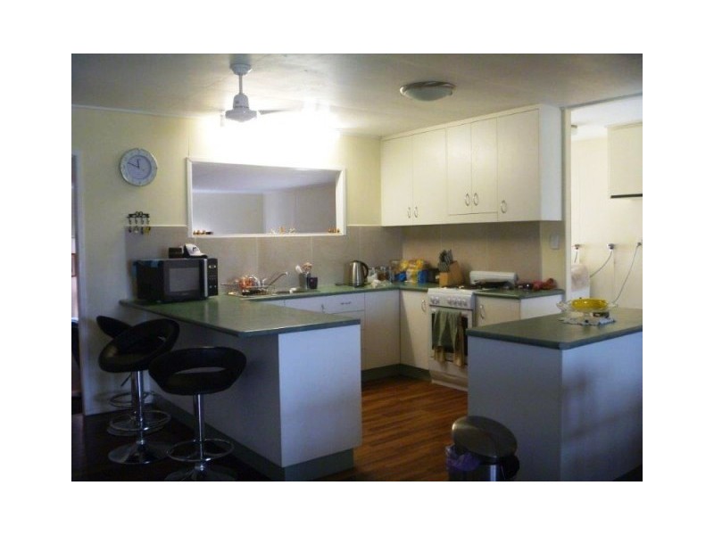 20 West Street, Bowen QLD 4805