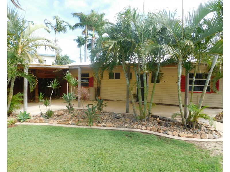 13 Mackenzie Street, Bowen QLD 4805