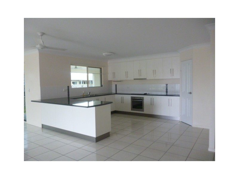 5 Lime Tree Court, Bowen QLD 4805