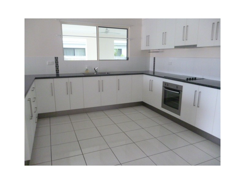 5 Lime Tree Court, Bowen QLD 4805