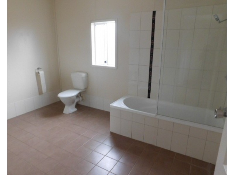 22 Gilbert Street, Bowen QLD 4805