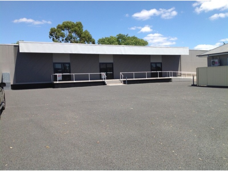 112-114 Drayton Street, Dalby QLD 4405