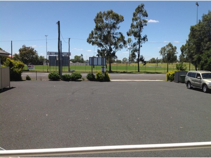 112-114 Drayton Street, Dalby QLD 4405