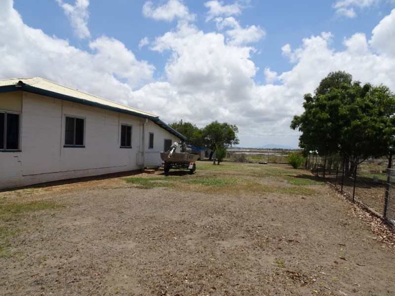 1 Belgravia Road, Bowen QLD 4805