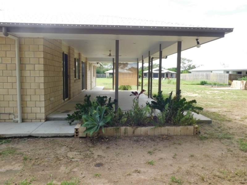 10 Tea Tree Close, Bowen QLD 4805