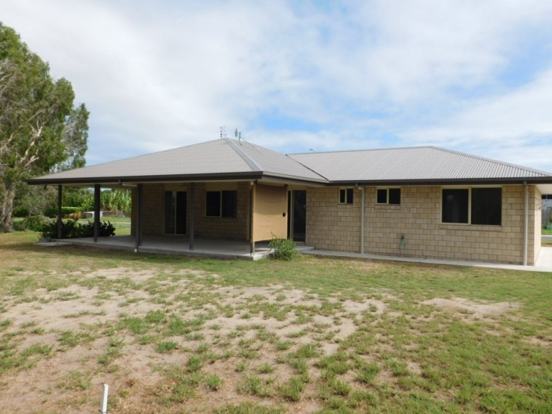 10 Tea Tree Close, Bowen QLD 4805