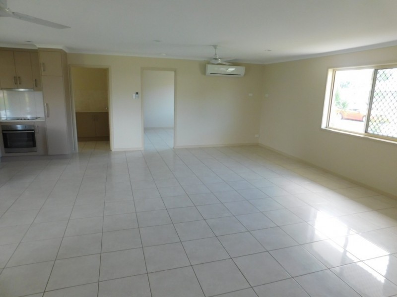 10 Tea Tree Close, Bowen QLD 4805