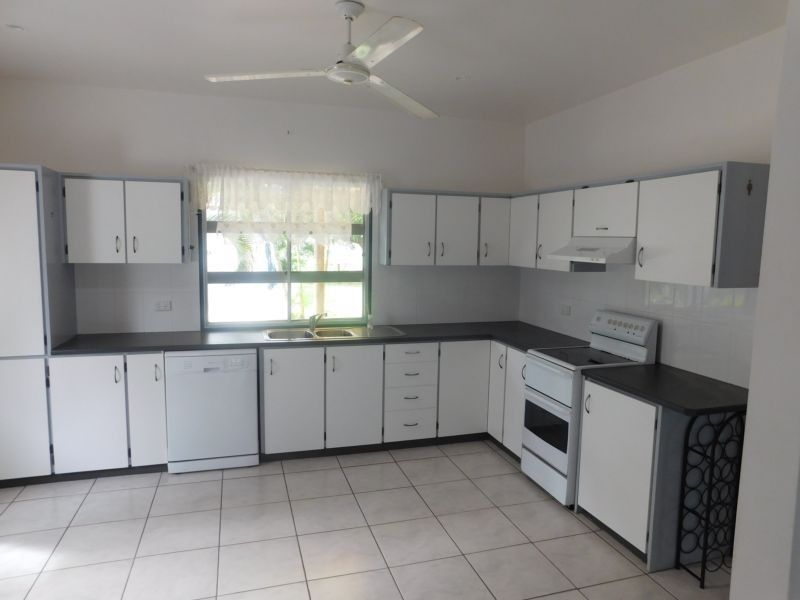 13 Mackenzie Street, Bowen QLD 4805