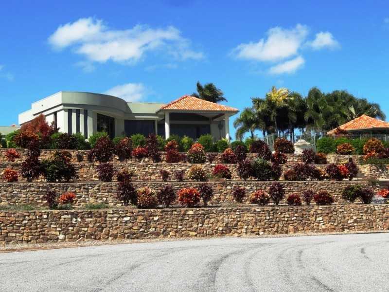 75 Adelaide Terrace, Bowen QLD 4805