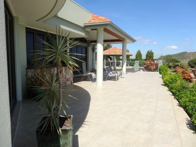 75 Adelaide Terrace, Bowen QLD 4805