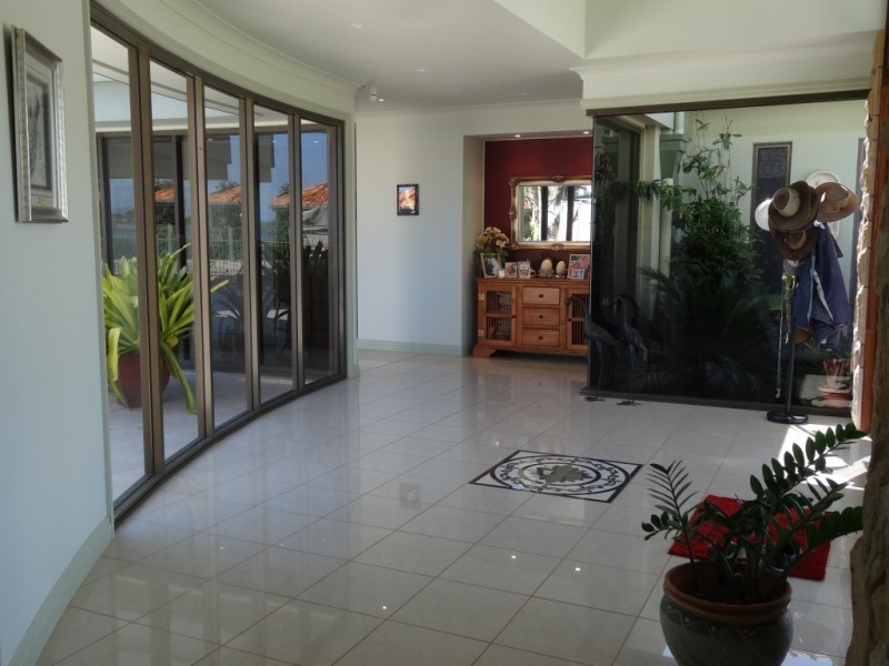 75 Adelaide Terrace, Bowen QLD 4805