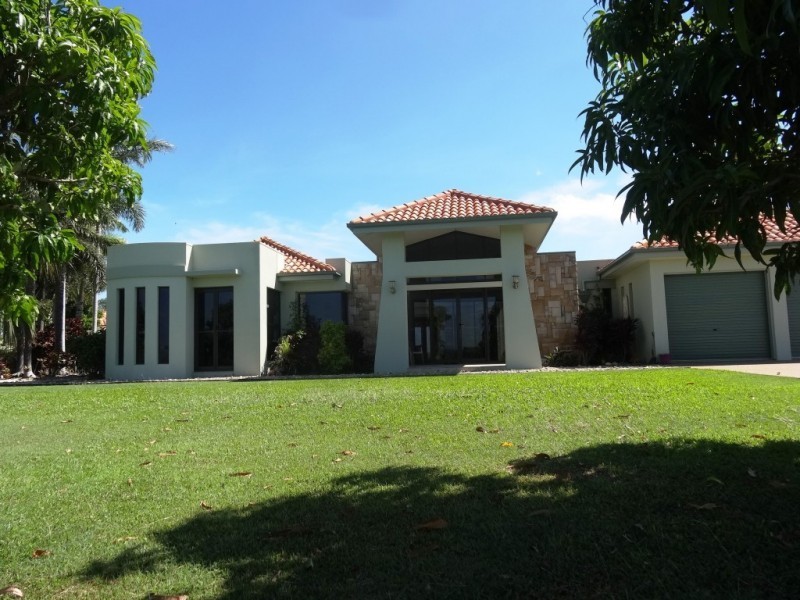 75 Adelaide Terrace, Bowen QLD 4805
