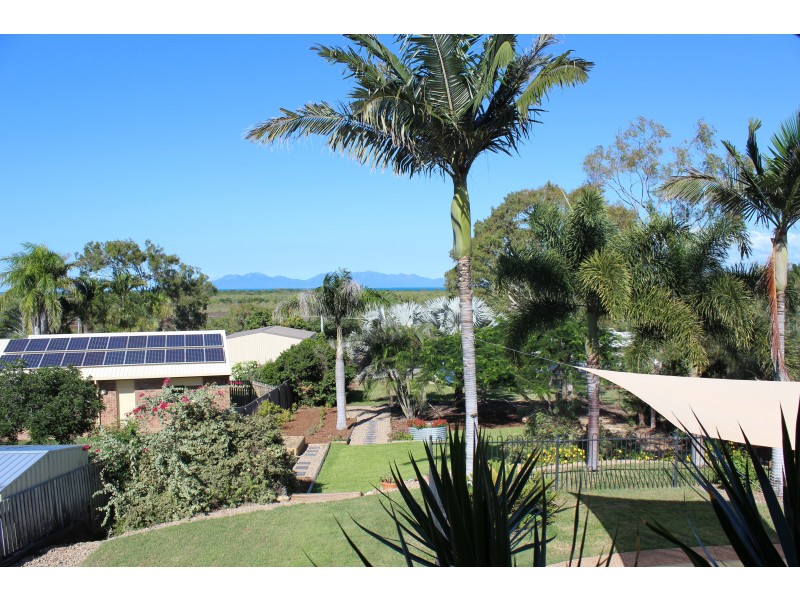 12 Hay Street, Bowen QLD 4805