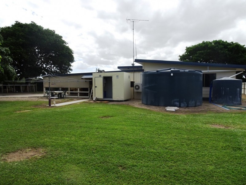 2009 Collinsville Road, Bowen QLD 4805